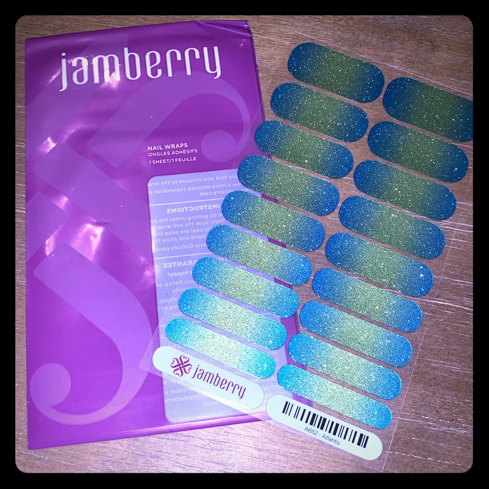 ❇️✨Jamberry Nails - Atlantis✨❇️
